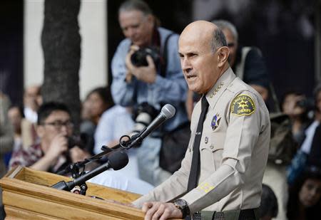 Los Angeles County Sheriff Lee Baca announces his retirement during a news conference at Los Angeles County Sheriff's headquarters in Monterey Park , California January 7, 2014. REUTERS/Kevork Djansezian