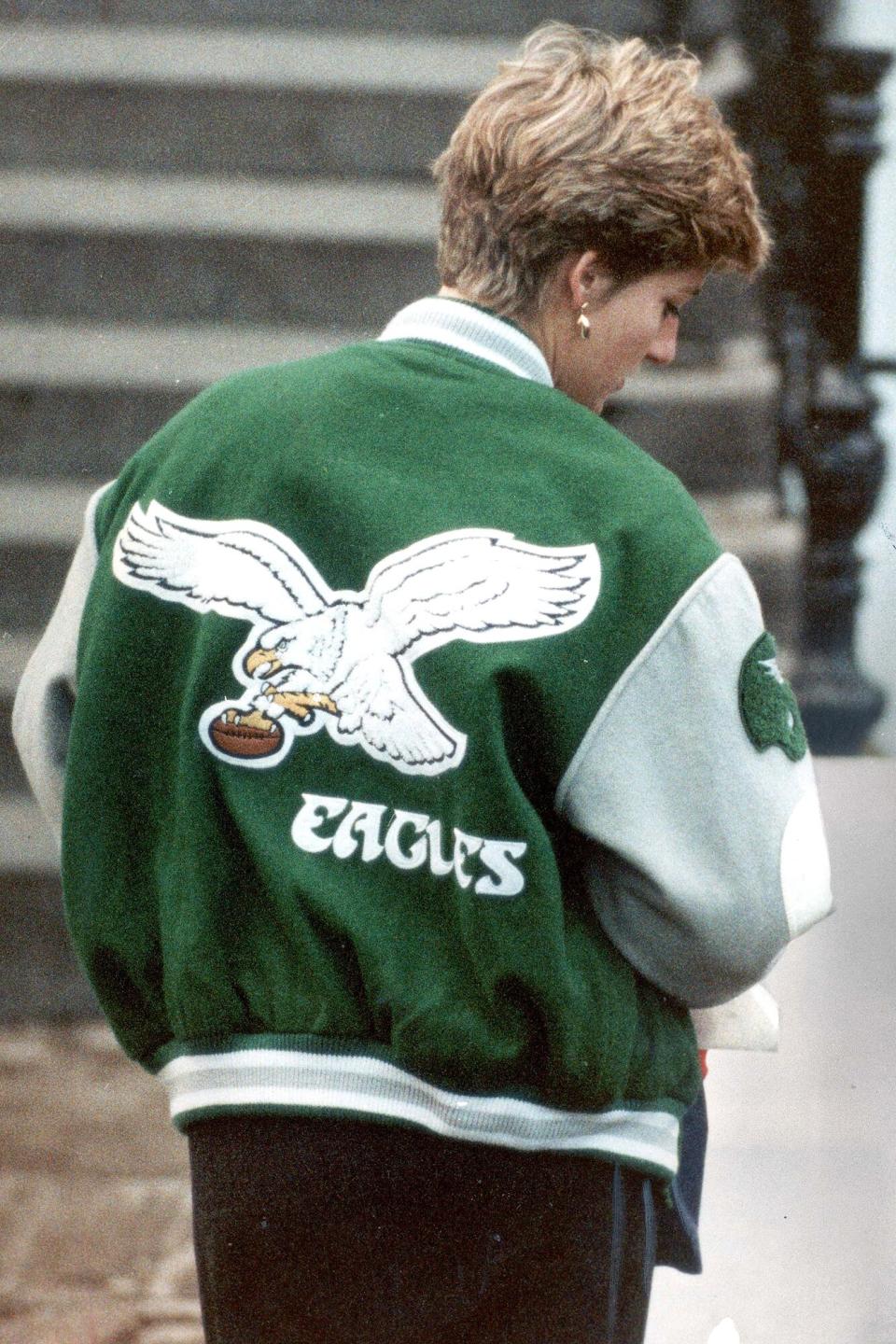 Princess Diana Pictured Wearing A Philadelphia Eagles Jacket. Diana Princess Of Wales Pictured Wearing A Philadelphia Eagles Jacket.