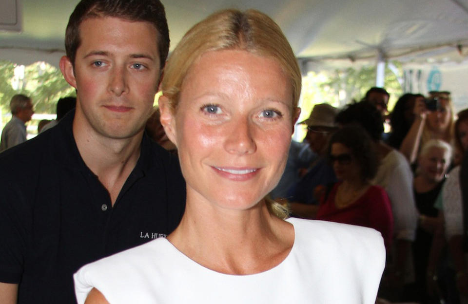 ‘Shakespeare in Love’ actress Gwyneth Paltrow shared in a blog post on her website Goop, that her COVID diagnosis resulted in such particular symptoms, including “long-tail fatigue” and “brain fog”. As expected, the entrepreneur consumed multiple vitamins and healthy ingredients to recover.