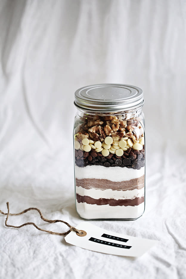 Like the blondie idea, fill a jar with the ingredients your loved one will need to make some oh-so-good cupcakes. 