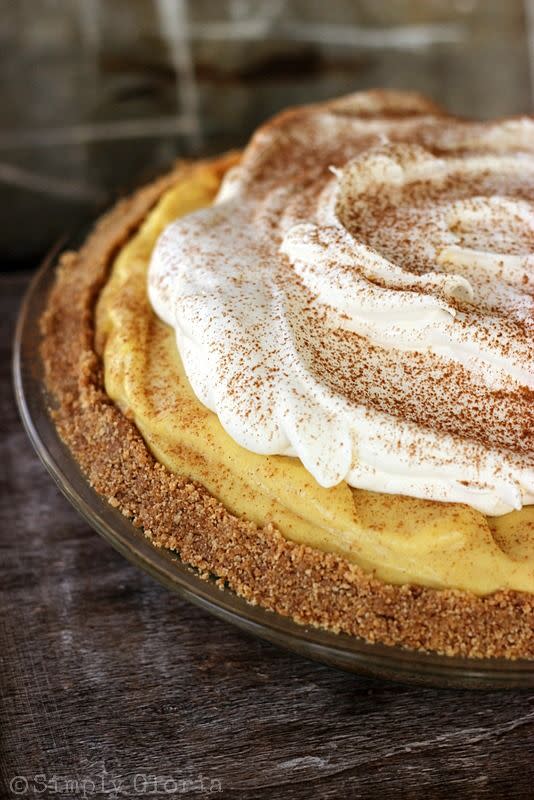 No-Bake Eggnog Pie