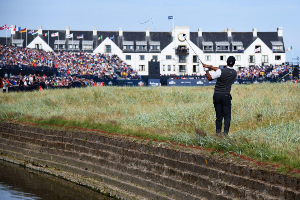 This remarkable recovery on 18 was one of many fine moments for Tiger Woods on Saturday. (Getty)