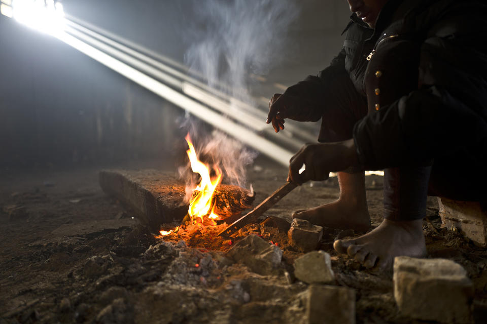 Migrants enduring freezing conditions in Serbia