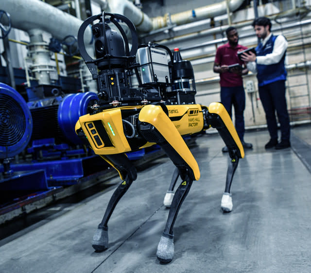 BMW Employs Robot Watchdog At UK Factory