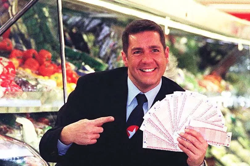 Dale Winton doing a 'Supermarket Sweep'