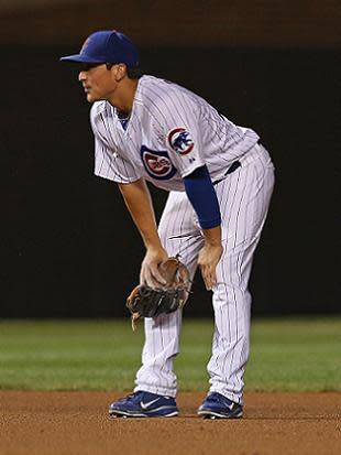 Darwin Barney loses his errorless streak in the most Cubs' way possible -  NBC Sports