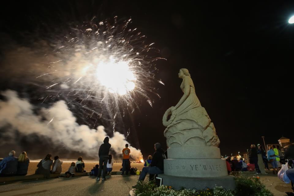 A special Fourth of July fireworks spectacular will take place at 9:30 p.m. on Hampton Beach.