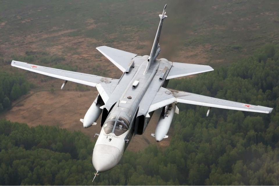 Su-24戰鬥機（維基百科）