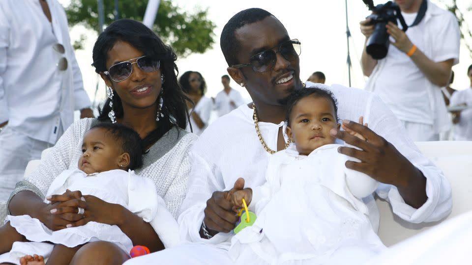 Kim Porter and Sean "Diddy" Combs appear with their twin daughters D'Lila Star Combs and Jessie James Combs in 2007. - Mat Szwajkos/Getty Images for CP