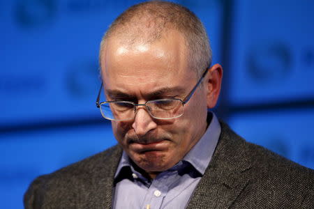 Former Russian tycoon Mikhail Khodorkovsky speaks during a Reuters Newsmaker event at Canary Wharf in London, Britain, November 26, 2015. REUTERS/Peter Nicholls