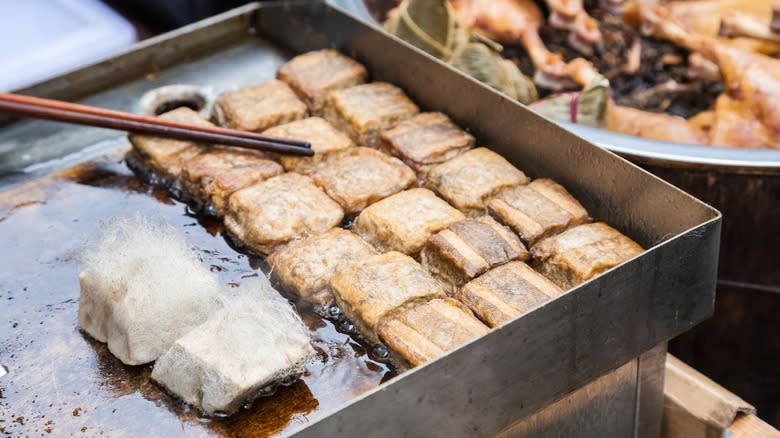 fried hairy tofu