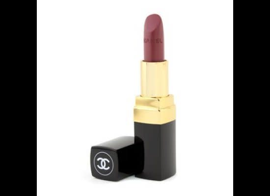 <a href="http://www.chanel.com/en_US/fragrance-beauty/Makeup-Lipstick-ROUGE-COCO-88973?WT.srch=1" target="_hplink">Chanel</a>