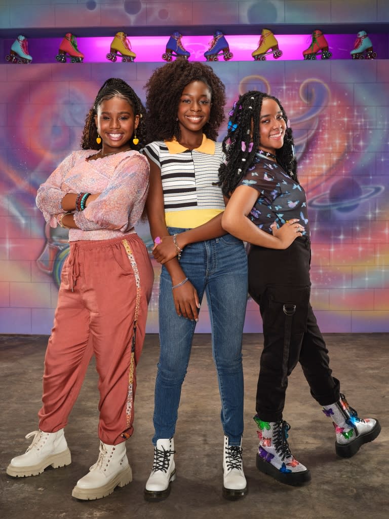 SATURDAYS - Disney’s “Saturdays” stars Daria Johns as Simone Samson, Danielle Jalade as Paris Johnson, and Peyton Basnight as Ari Stevens. (Disney/Roger Erickson)