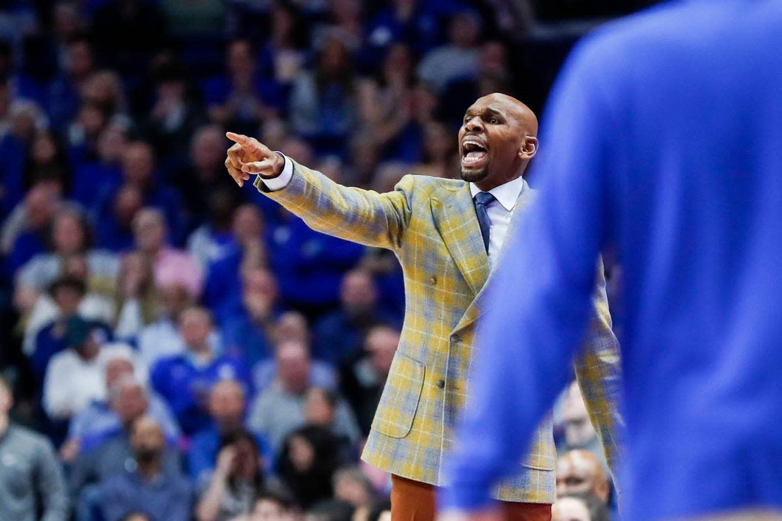 Vanderbilt head coach Jerry Stackhouse yells to his players during Wednesday’s game against Kentucky at Rupp Arena.