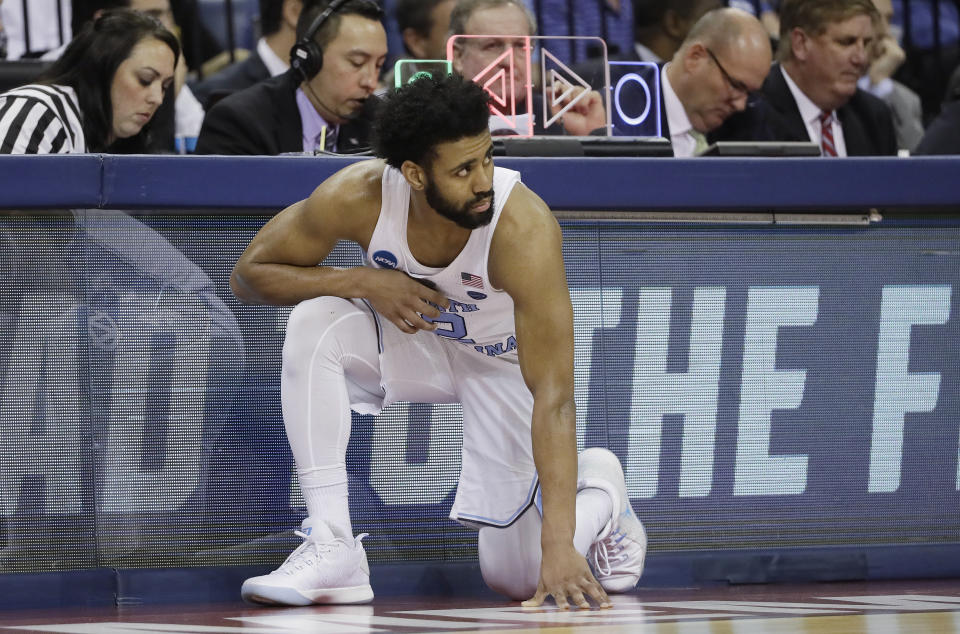 North Carolina guard Joel Berry II (2) waits to enter the game against Kentucky in the first half of the South Regional final game in the NCAA college basketball tournament Sunday, March 26, 2017, in Memphis, Tenn. (AP Photo/Mark Humphrey)