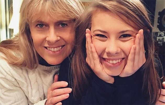 Terri Irwin and her daughter Bindi in a sweet snap. Source: Instagram