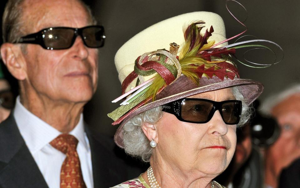 Ms Kelly gave these 3D glasses a touch of sparkle when the late Queen visited Canada in 2010 - John Stillwell/PA