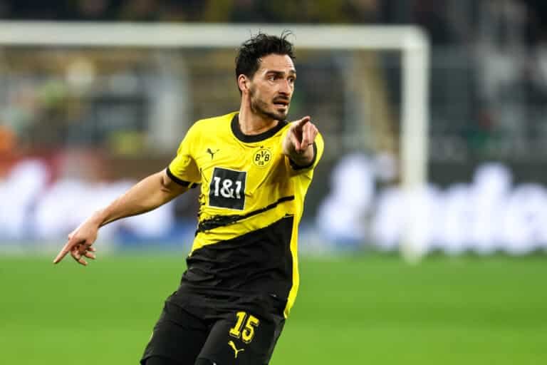 From Germany: Bayer Leverkusen also interested in Mats Hummels