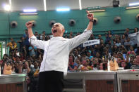 <p><span class="filename">The winning moment of JR Royol as first Pinoy MasterChef</span></p>