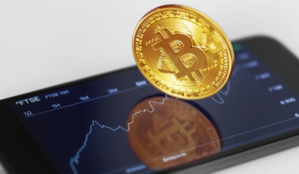 Bitcoin supera los US$63.000. Foto: CryptoMarket