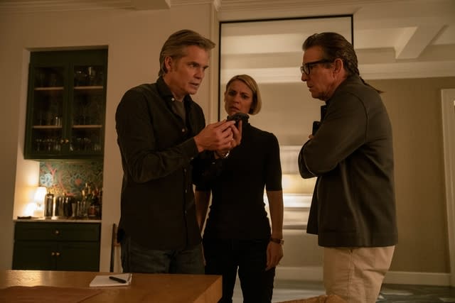 From left: Timothy Olyphant, Claire Danes, and Dennis Quaid in <i>Full Circle</i><span class="copyright">Sarah Shatz—Max</span>