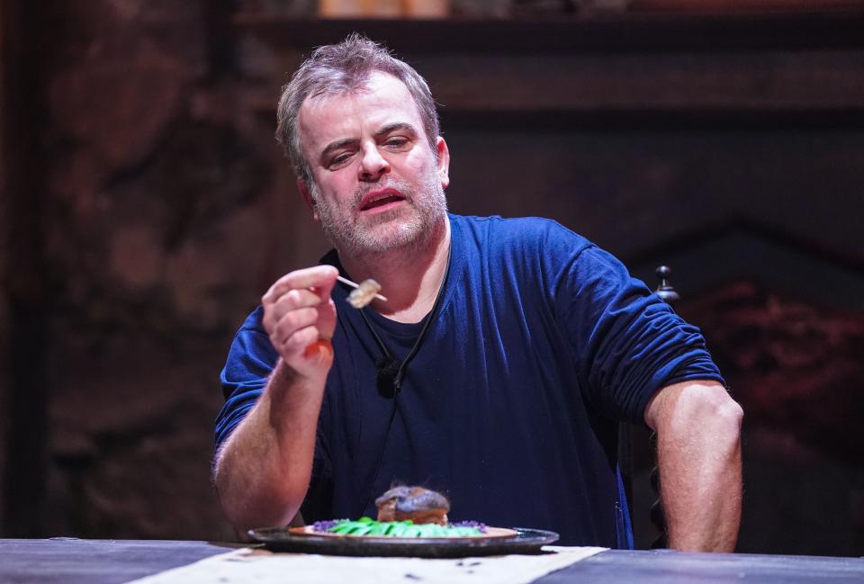 Corrie's Simon Gregson was tasked with eating a cow's vagina for the final of 'I'm a Celebrity... Get Me Out of Here!' (ITV/Shutterstock)