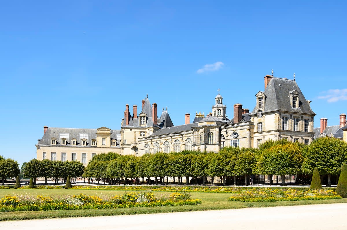 The Palace of Fontainebleau is just one many local attractions near the region’s golf courses (Getty Images)
