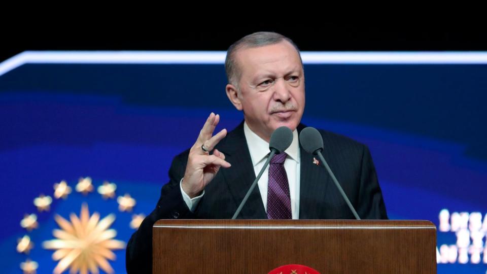 Der türkische Präsident Recep Tayyip Erdogan ruft seine Landsleute zu Investitionen auf.