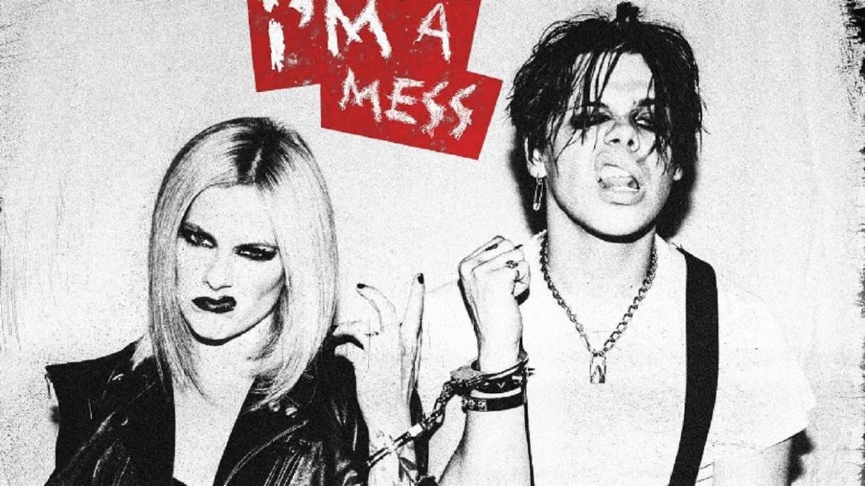 Hear Avril Lavigne & Yungblud Team Up On Feelsy New Emo Ballad, 'I'm A Mess'