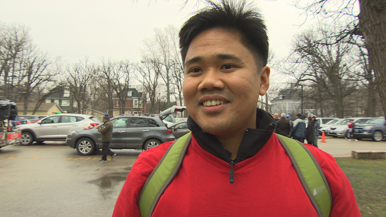 Hundreds fill Winnipeg streets for Way of the Cross march