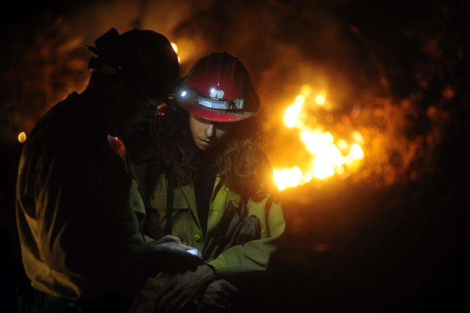 Northern California wildfire surges