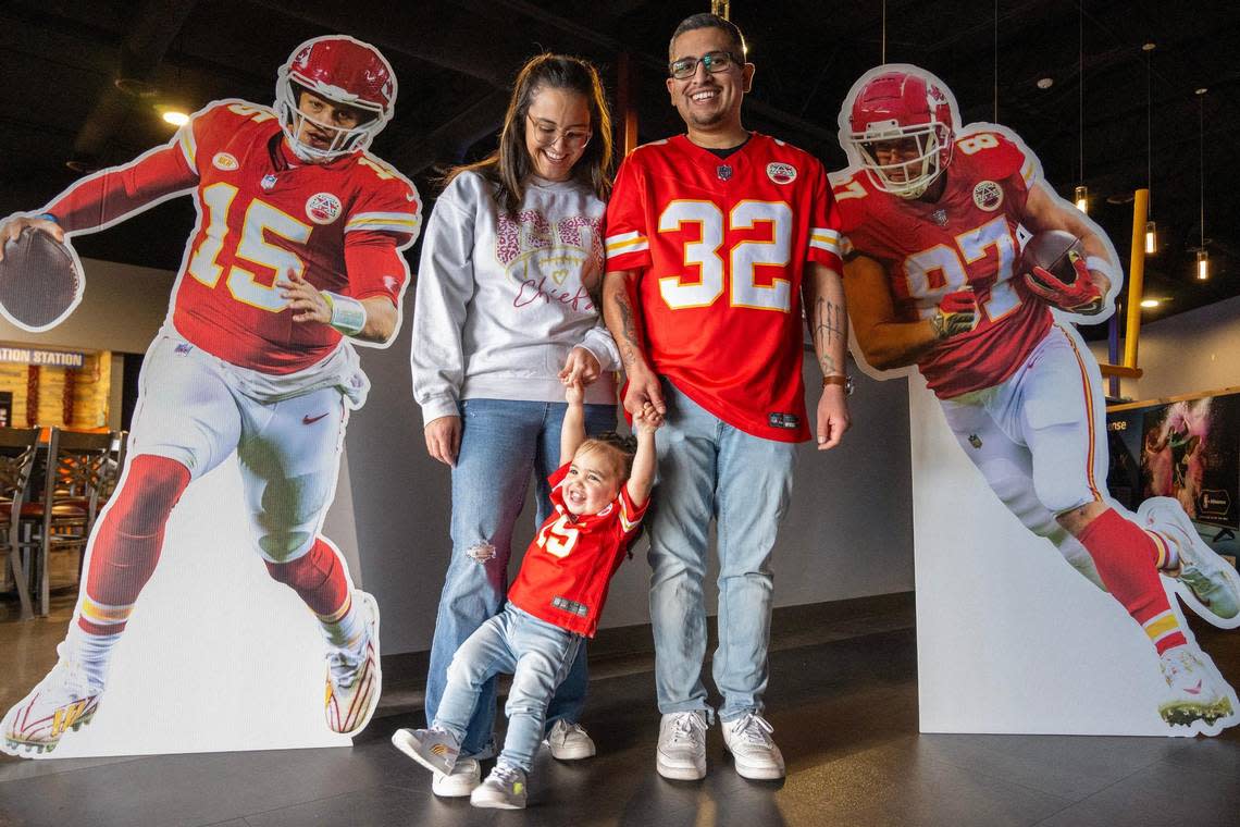 When they married in 2020, Samuel Romero had one condition for his wife Jazmine. That was that she leave her Cowboys fandom behind, and let their 2-year-old daughter Elise root for the Chiefs too.