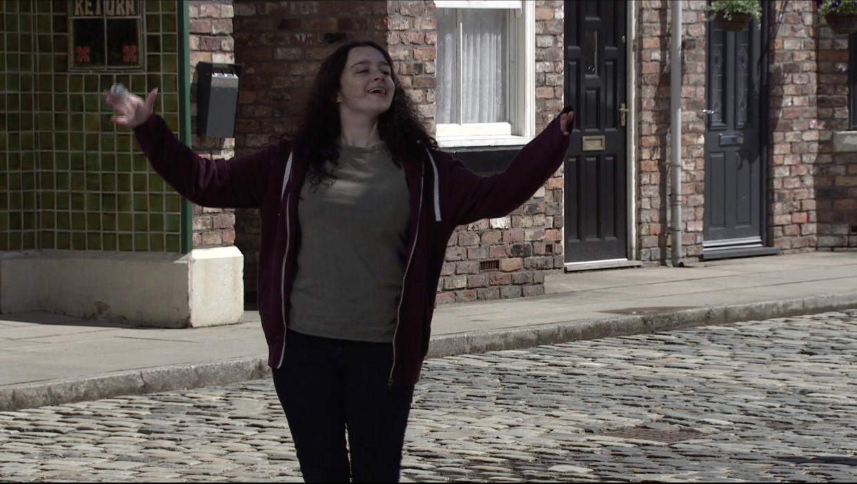 FROM ITV

STRICT EMBARGO 
Print media - No Use Before Tuesday 8th June 2021
Online Media - No Use Before 0700hrs  Tuesday 8th June 2021

Coronation Street - Ep 1035051

Monday 14th June 2021

Daisy Midgeleyâ€™s [CHARLOTTE JORDAN] about to hand Nina Lucas [MOLLIE GALLAGHER] over to Roy Cropper [DAVID NEILSON] but she leaps in a taxi leaving Roy worried sick.

Picture contact David.crook@itv.com 

This photograph is (C) ITV Plc and can only be reproduced for editorial purposes directly in connection with the programme or event mentioned above, or ITV plc. Once made available by ITV plc Picture Desk, this photograph can be reproduced once only up until the transmission [TX] date and no reproduction fee will be charged. Any subsequent usage may incur a fee. This photograph must not be manipulated [excluding basic cropping] in a manner which alters the visual appearance of the person photographed deemed detrimental or inappropriate by ITV plc Picture Desk. This photograph must not be syndicated to any other company, publication or website, or permanently archived, without the express written permission of ITV Picture Desk. Full Terms and conditions are available on  www.itv.com/presscentre/itvpictures/terms