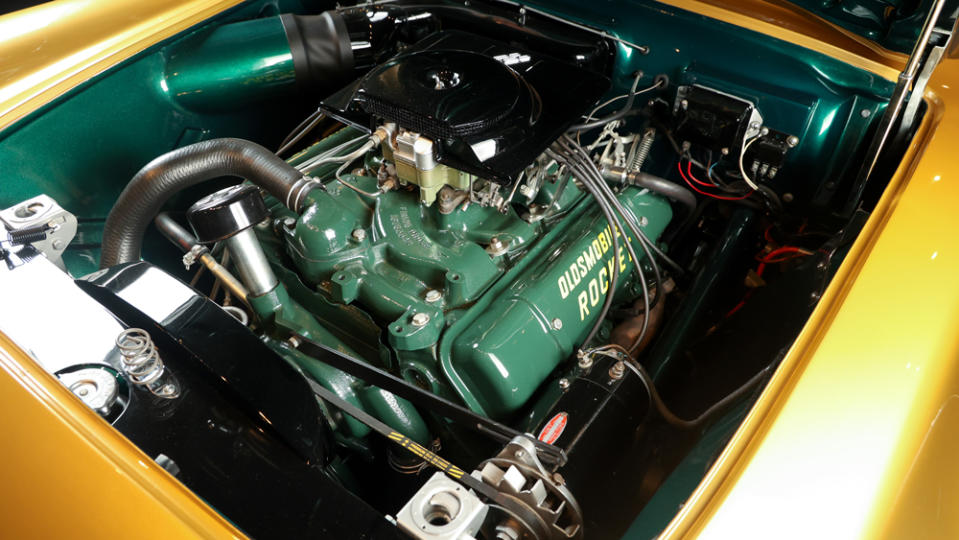 Oldsmobile's 150 hp, 324 cubic-inch V-8 engine inside a 1954 Oldsmobile F-88 concept car.