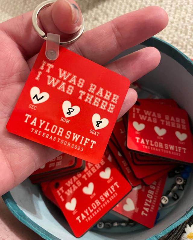 Taylor Swift Midnights Keychain Gifts for Swiftie Swiftie Fan Red Keychain  BFF Gift Swiftie Merch 