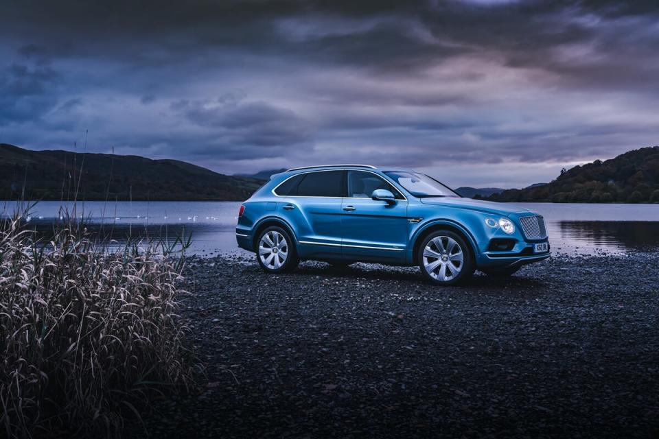 Bentayga74-1.jpg