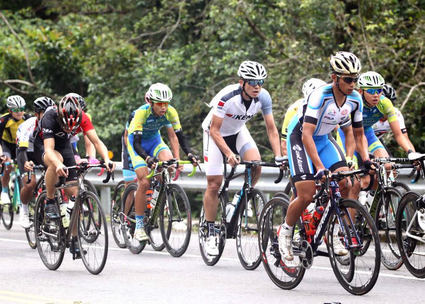 馮俊凱在全運男子自由車公路賽五連霸。林嘉欣／攝影。