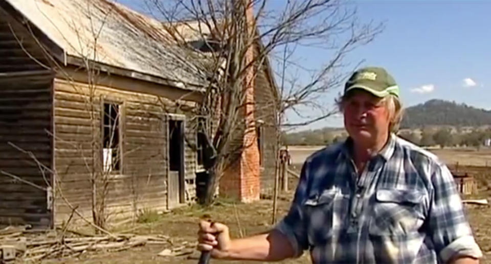 Showers and storms are forecast for the weekend and it should assist farmers such as Geoff Simonds. Source: 7News