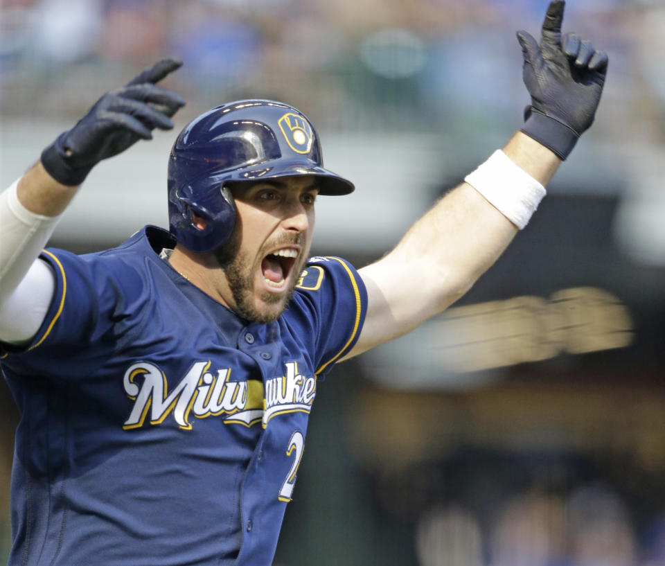 Travis Shaw of the Brewers reacts after his two-run game winning home run against the Chicago Cubs on Saturday. (AP)