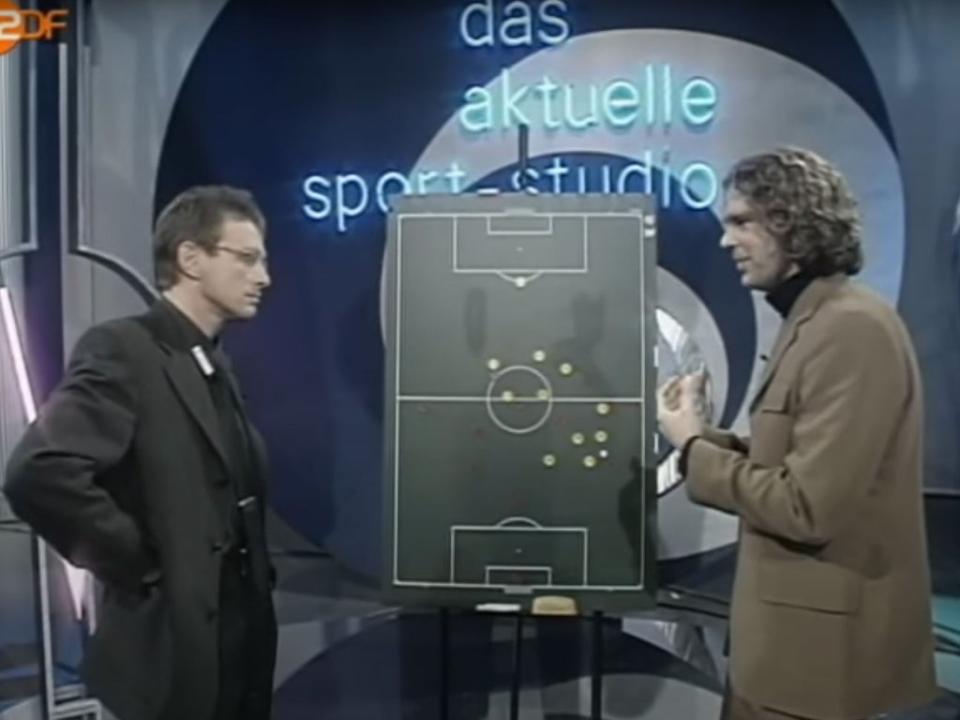 Ralf Rangnick appears on ZDF Sportstudio in 1998 alongside presenter Michael Steinbrecher (ZDF)