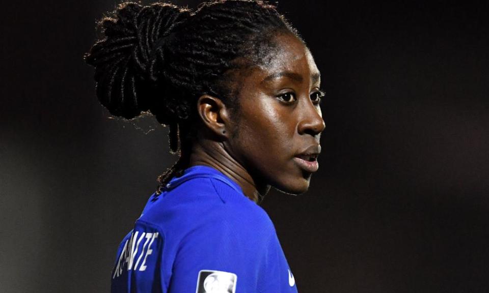 Anita Asante of Chelsea Ladies has been called up for the SheBelieves Cup at the age of 32 and in a statement selection by Phil Neville.