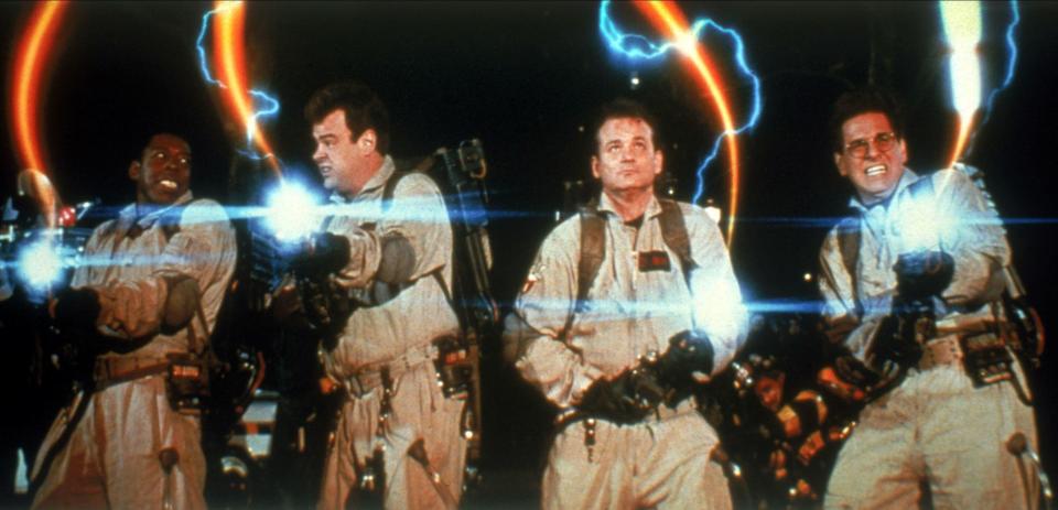 ERNIE HUDSON, DAN AYKROYD, BILL MURRAY, HAROLD RAMIS, GHOSTBUSTERS II, 1989