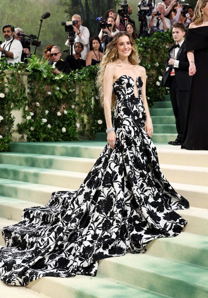 Allison Williams attends the 2024 Met Gala
