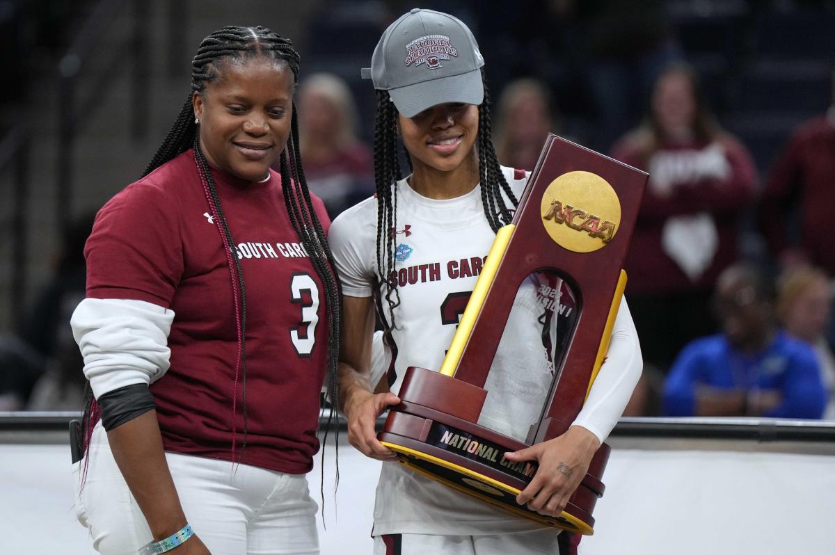 Destanni Henderson's career-best performance shows her grit, leads ...