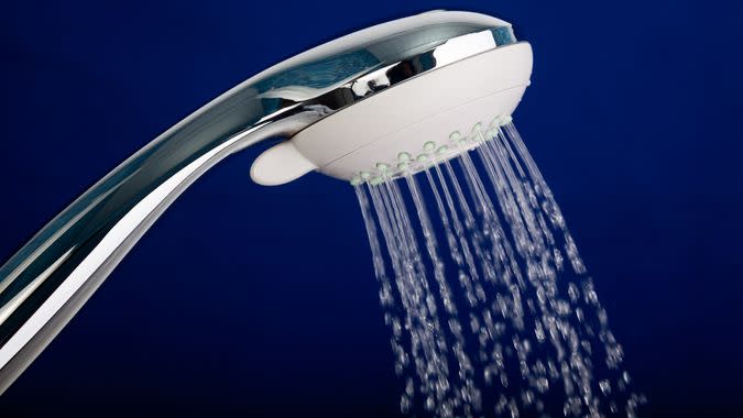 shower head with slow running water.