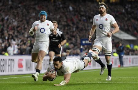 Britain Rugby Union - England v Italy - Six Nations Championship - Twickenham Stadium, London - 26/2/17 England's Ben Te'o scores their fifth try Reuters / Toby Melville Livepic