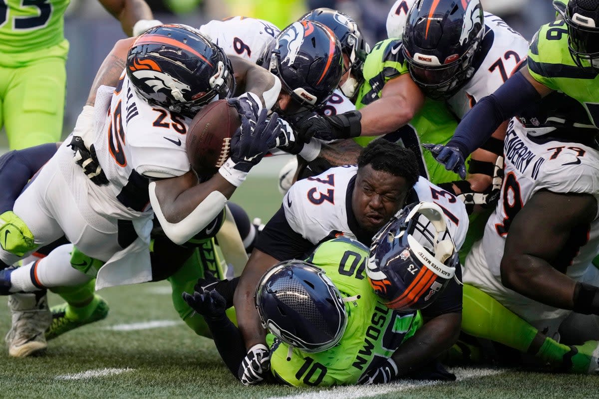 BRONCOS-SEAHAWKS (AP)