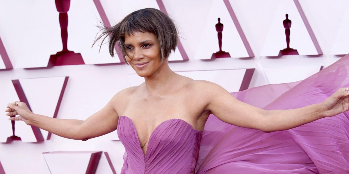 Halle Berry Reveals a Radical New Buzzcut on the Red Carpet