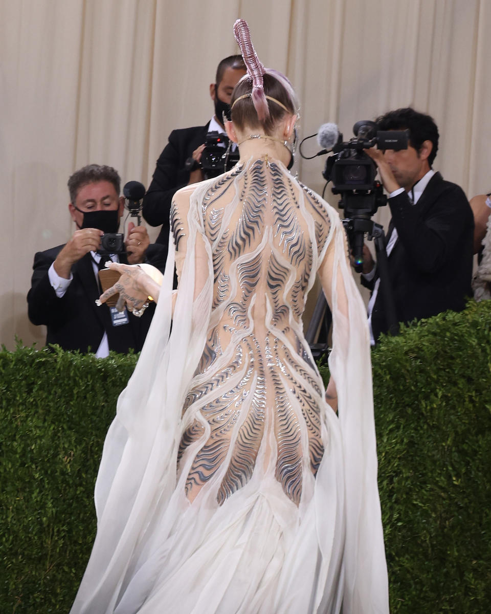 A look at Grimes dress from behind