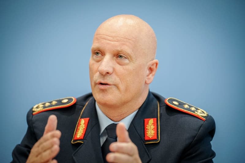 Ingo Gerhartz, Lieutenant General and Inspector General of the German Air Force, takes part in the press conference on the international air force maneuver "Air Defender 2023". German Air Force chief Ingo Gerhartz has ordered troops to tighten communications security after an embarrassing incident in which Russian spies recorded a conference call between four top commanders. Kay Nietfeld/dpa